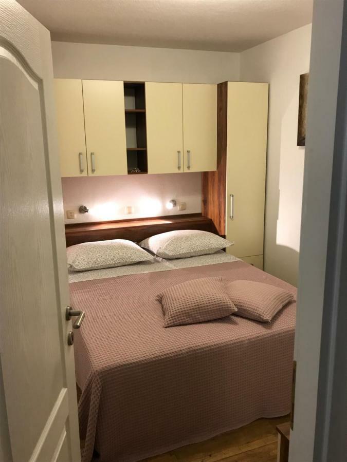 Apartman Dvor Makarska Extérieur photo